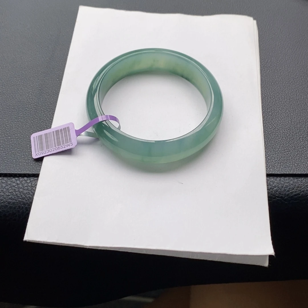 翡翠未镶嵌手镯翡翠