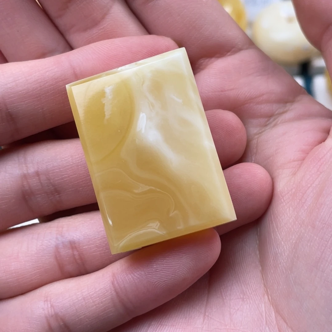 蜜蜡未镶嵌珠宝奇石微瑕