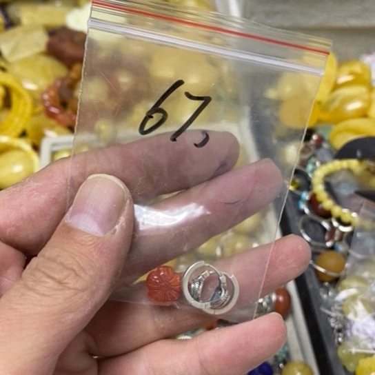 南红玛瑙耳扣银S925镶嵌多样性发货