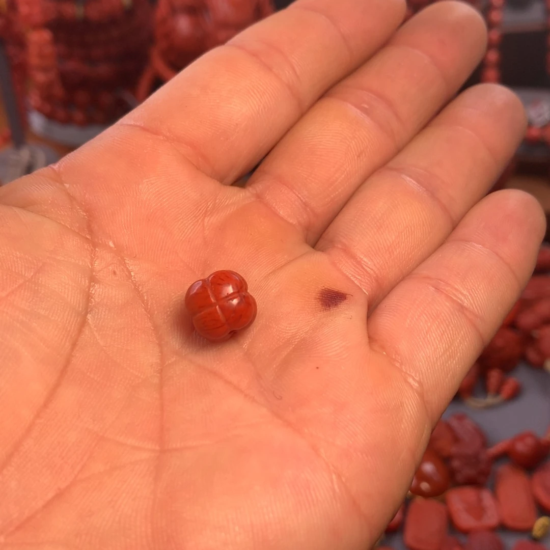 南红玛瑙配饰未镶嵌嗯****嘿