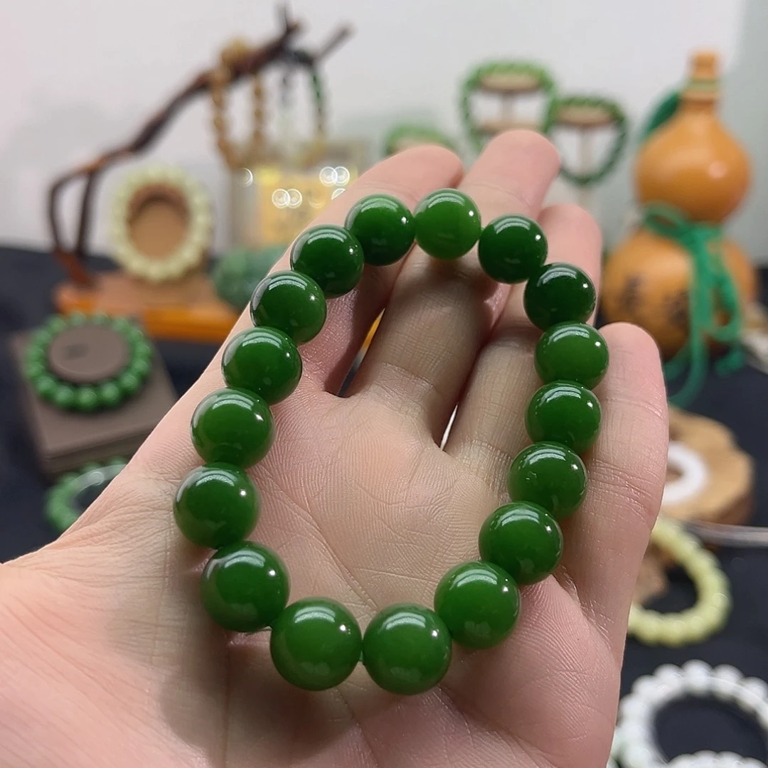 和田玉未镶嵌颈饰俄碧-阳绿色手串-12mm