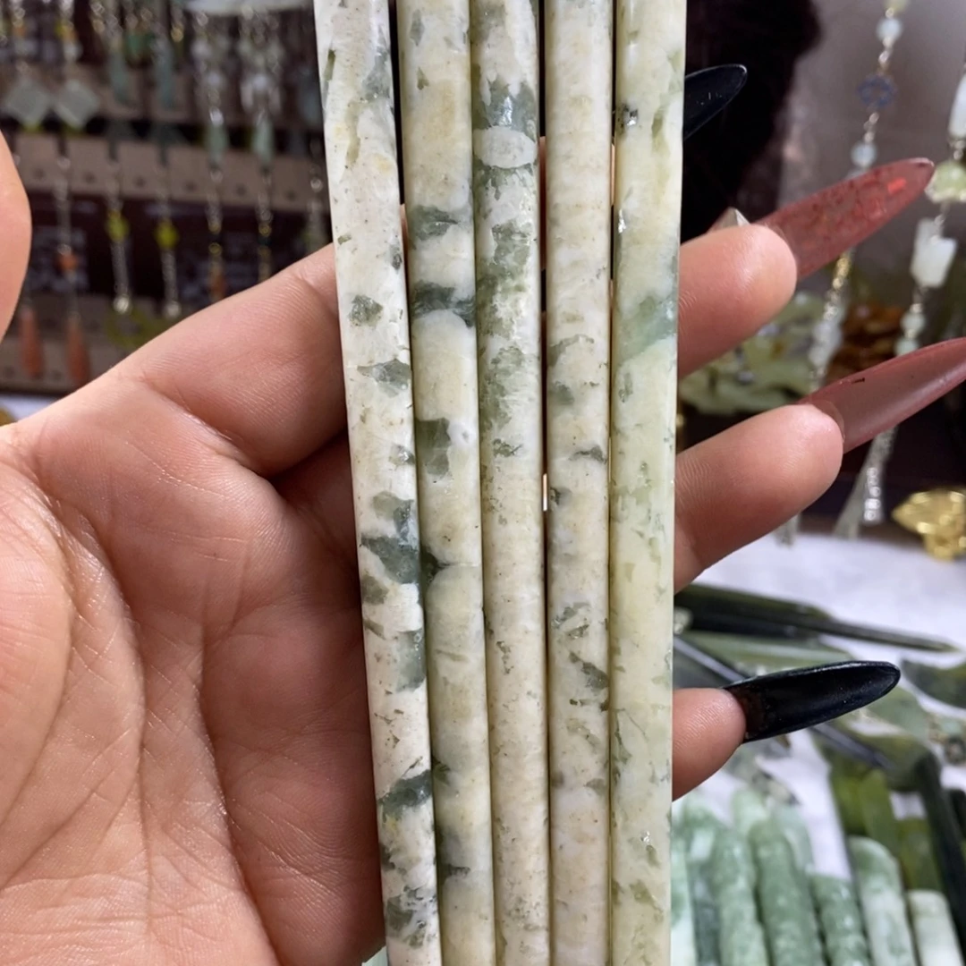 蛇纹石玉未镶嵌簪子