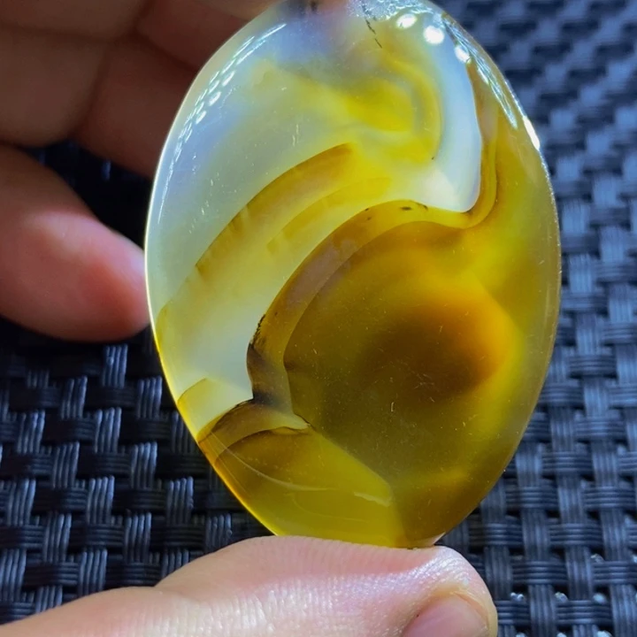 曾***玛瑙/玉髓颈饰未镶嵌