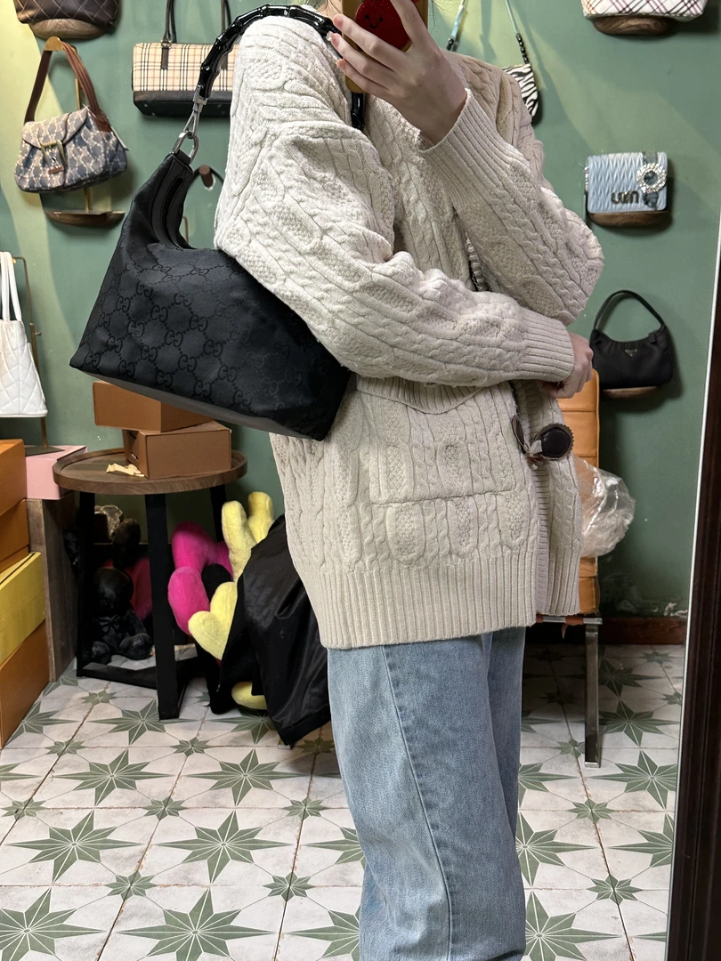 95新 GUCCI/古驰 K357/牛角竹节腋下经典单肩肩包