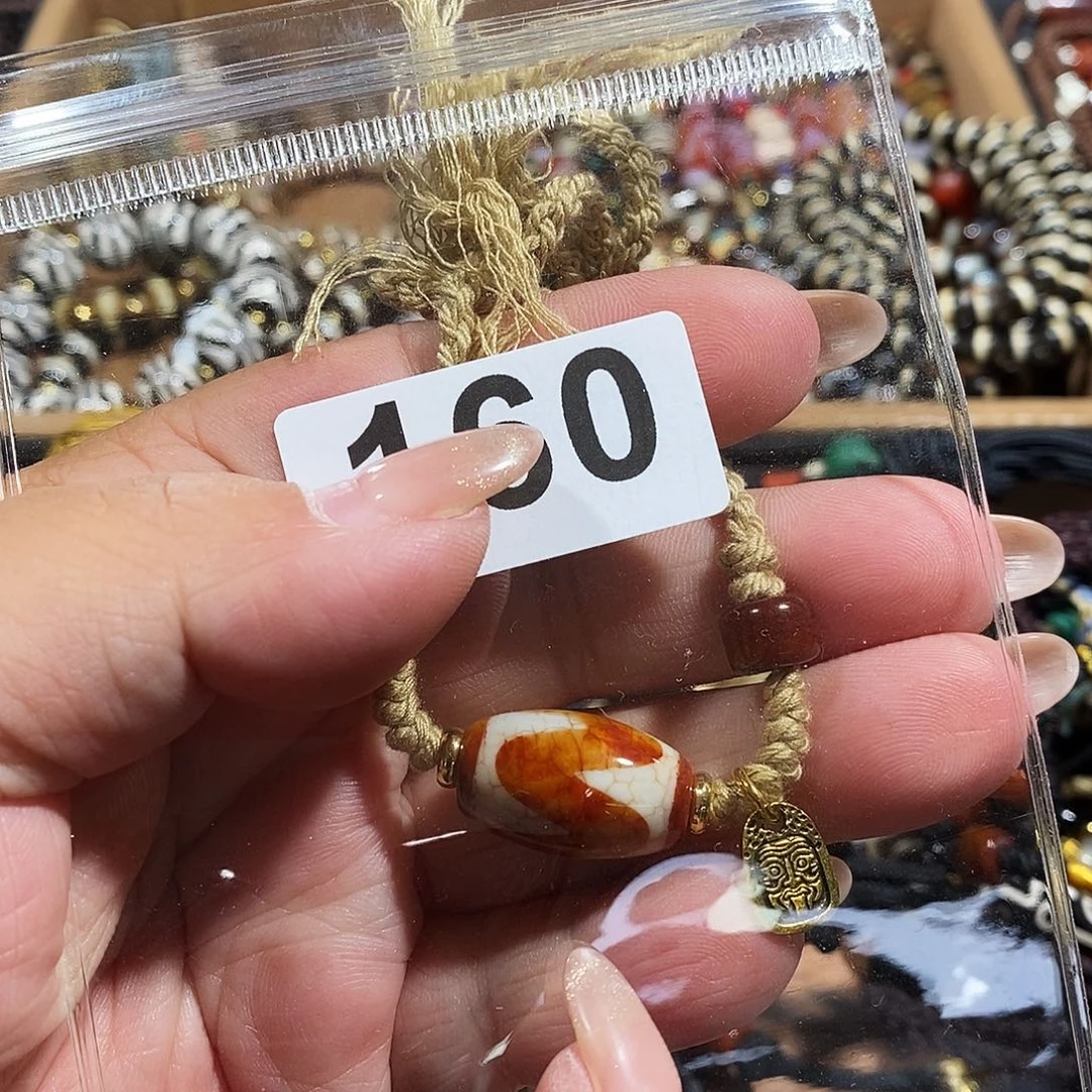 未镶嵌颈饰玛瑙/玉髓