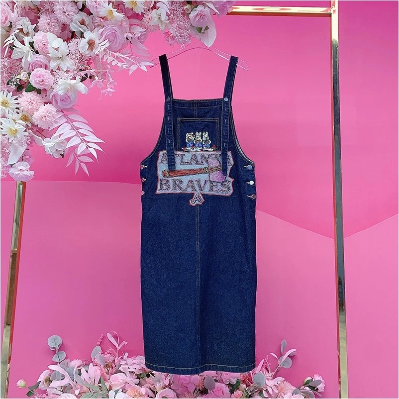 X22360泰国潮牌2025秋季新款重工刺绣亮片珠字母休闲牛仔背带裙女