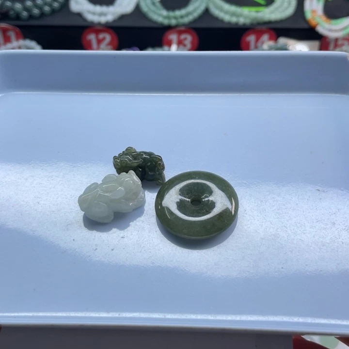 未镶嵌手链翡翠加***辣卡12清货有纹裂