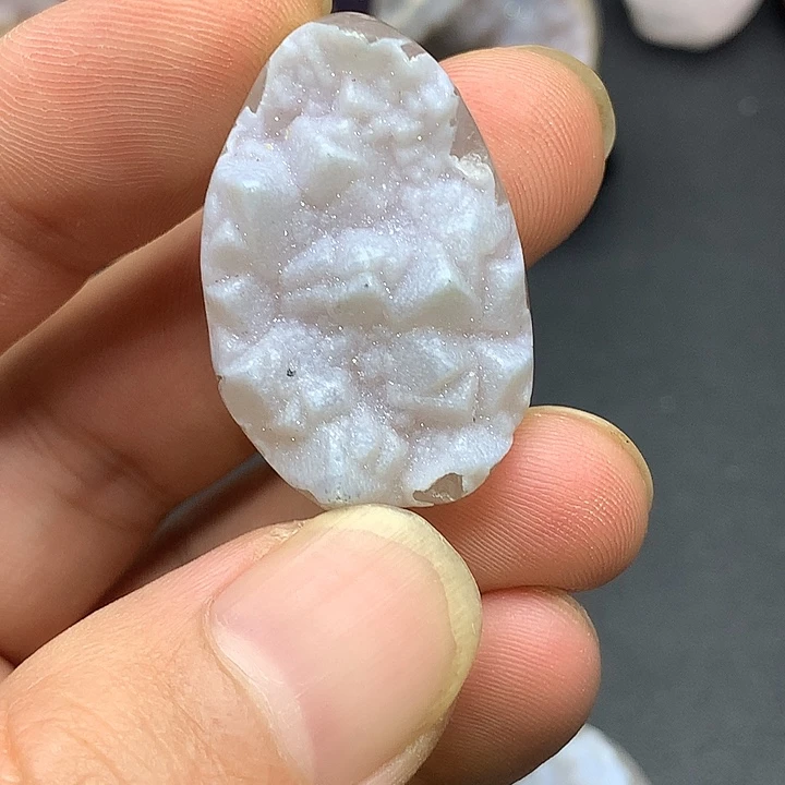 未镶嵌玛瑙/玉髓珠宝奇石