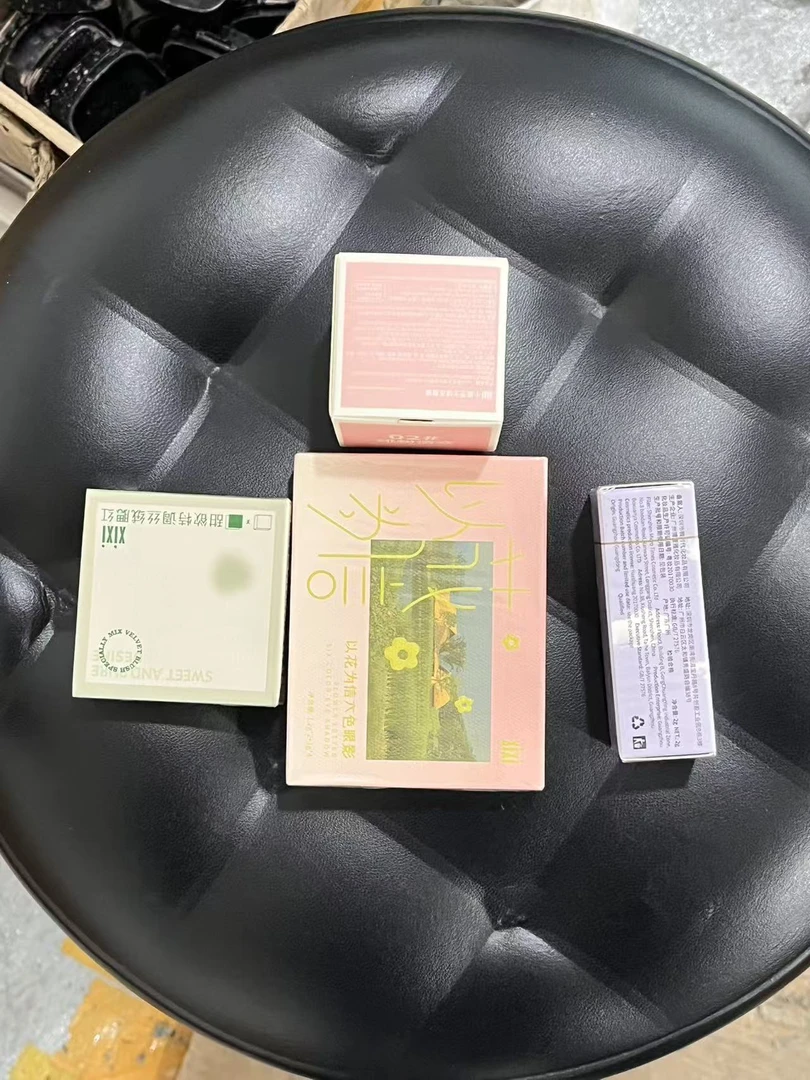 冻唇膏四个XX组合   保真保证