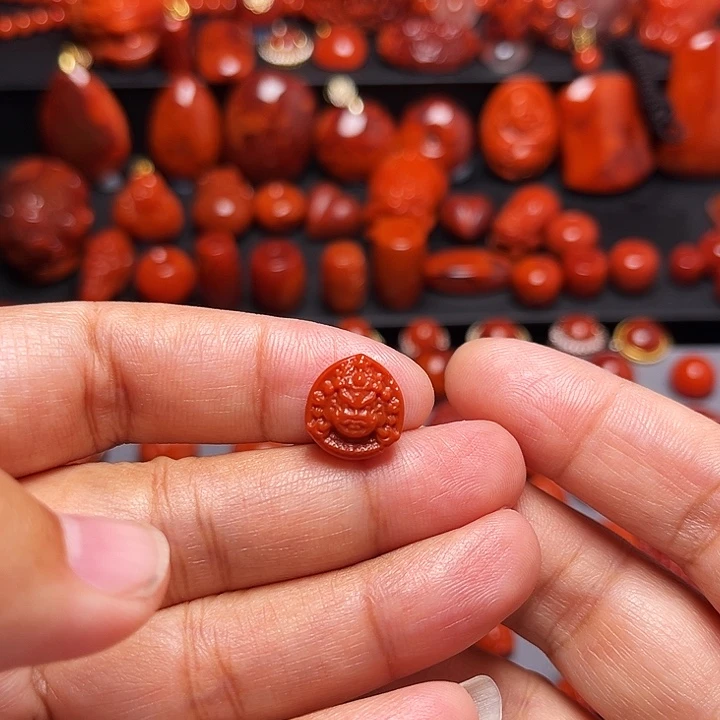 南红玛瑙未镶嵌配饰黄财神背云12