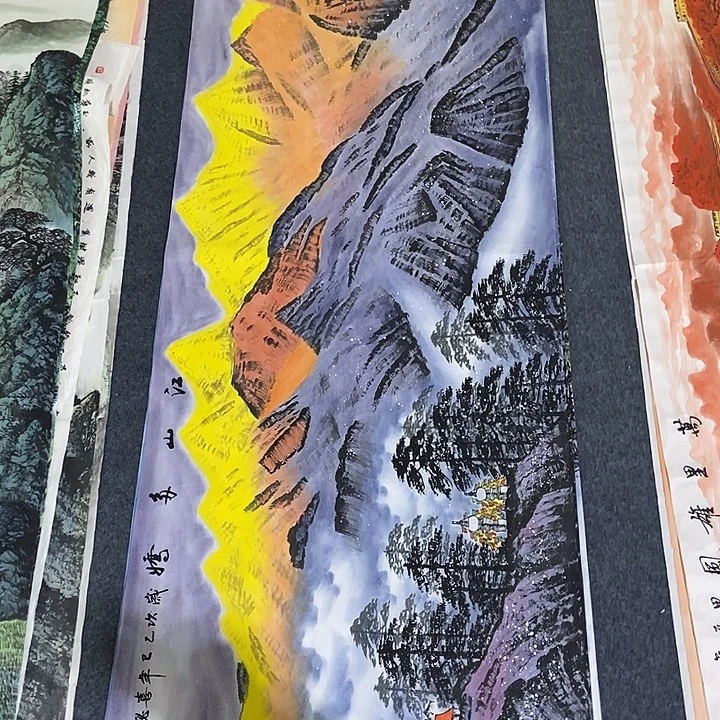 国画小六尺金山一幅