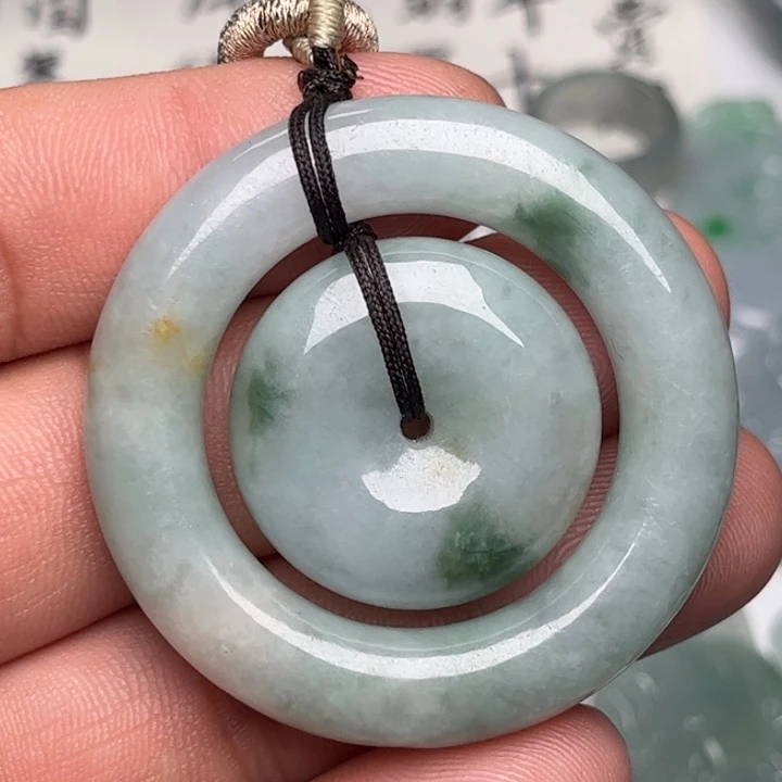 翡翠未镶嵌颈饰字母扣