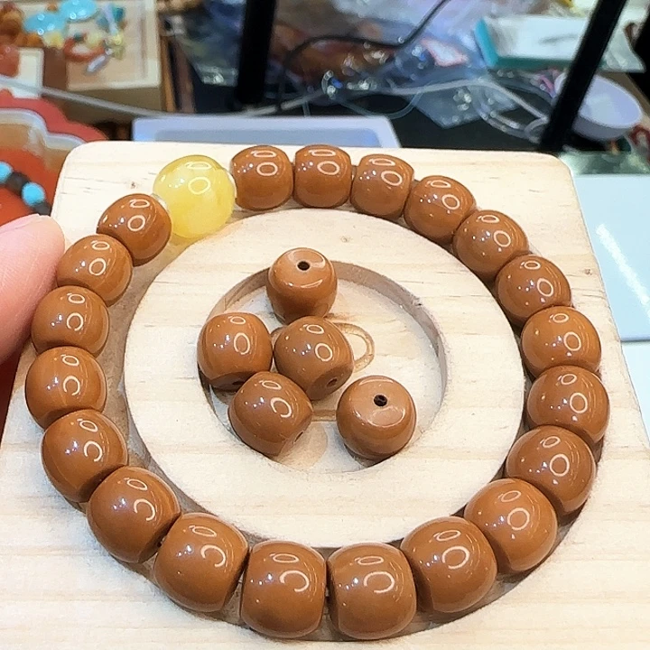 卉***啊蜜蜡未镶嵌裸石蜜蜡珠