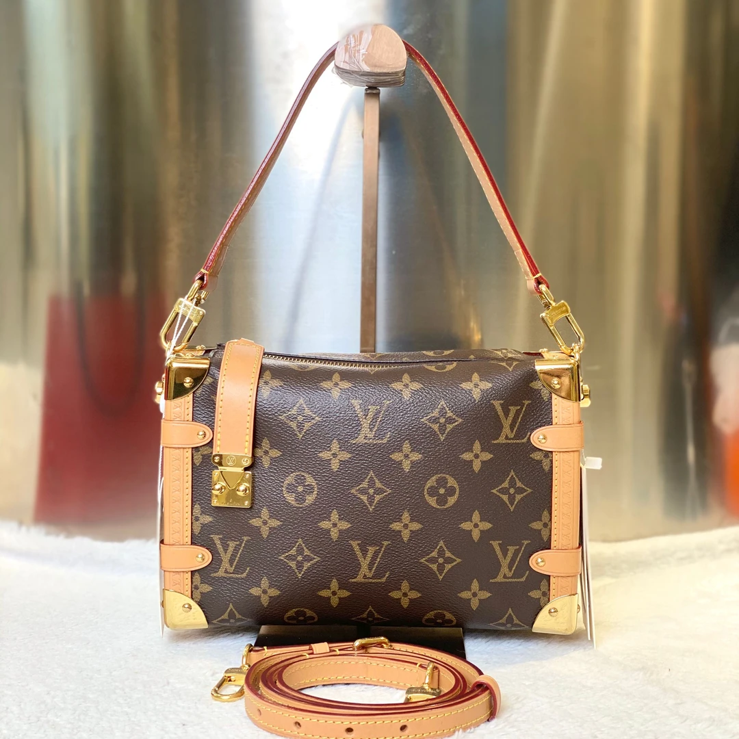 99新 LouisVuitton/路易威登 爱马98新LV老花爱玲软盒子斜挎包