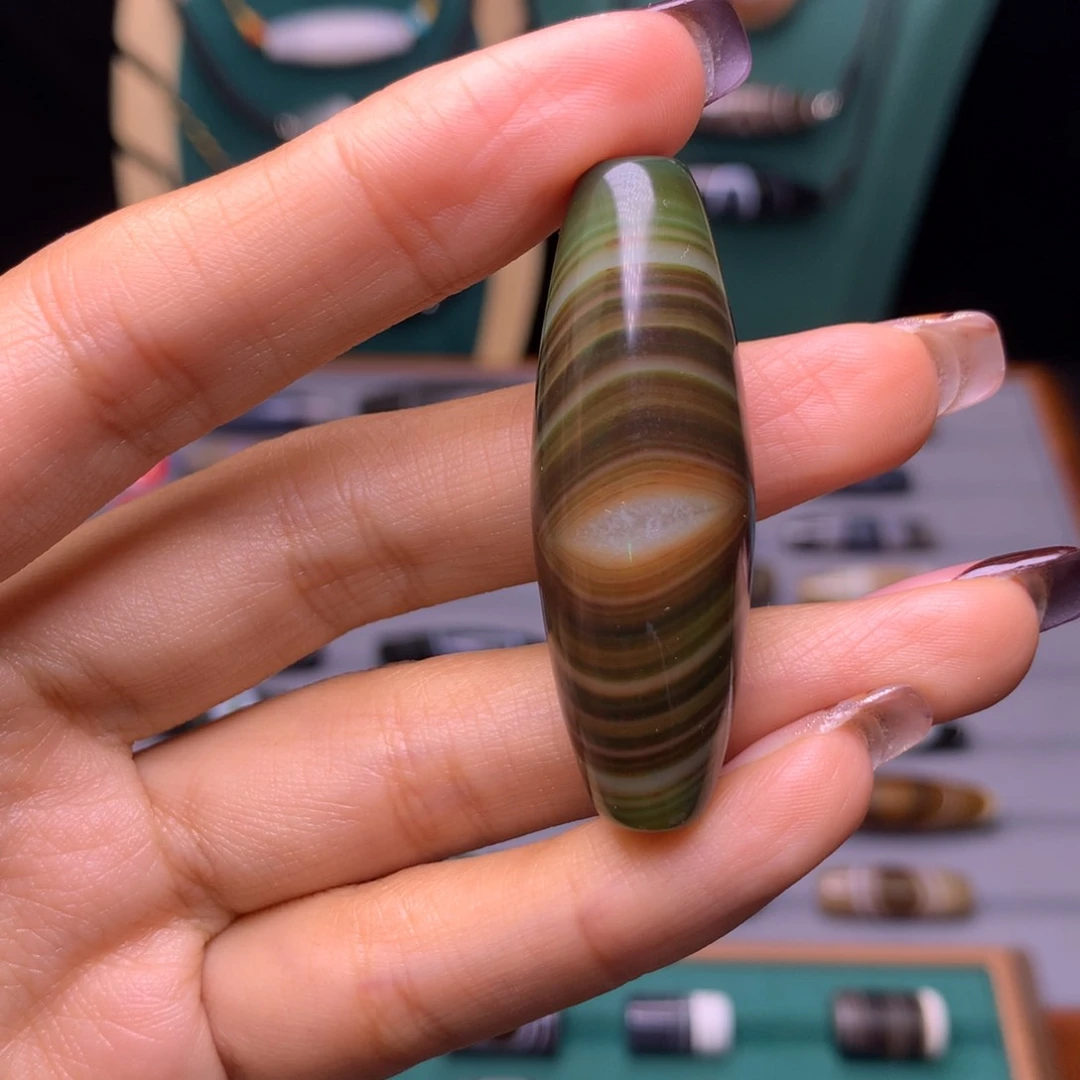 未镶嵌颈饰玛瑙/玉髓风*者