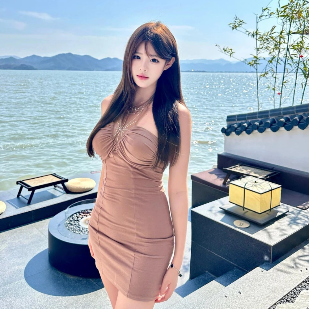 性感烫钻无袖挂脖连衣裙女春季紧身针织短裙名媛气质收腰包臀裙子