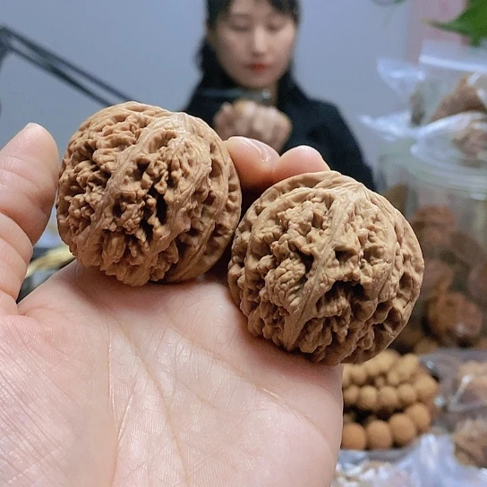 【闪购商品】把件文玩核桃46粗筋