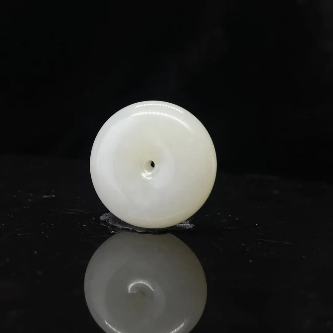 A1998 和田玉挂件 WW935030