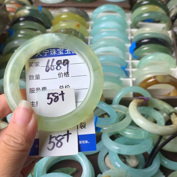 未镶嵌蛇纹石玉手镯6689