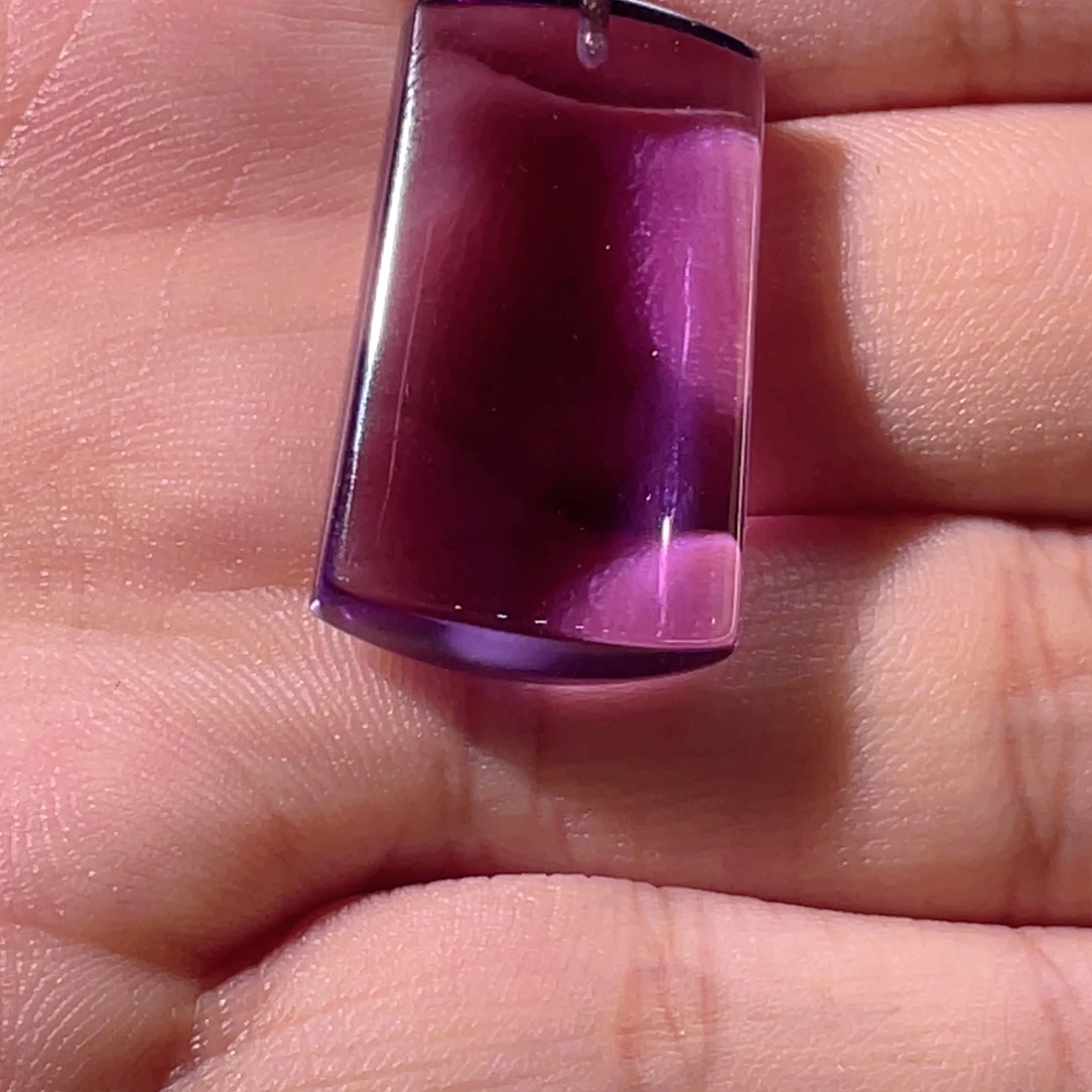颈饰18K金镶嵌水晶
