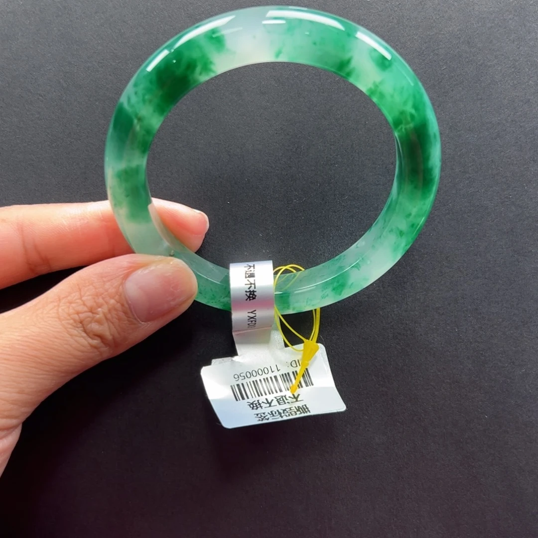 石英质玉未镶嵌手镯+玲玲55