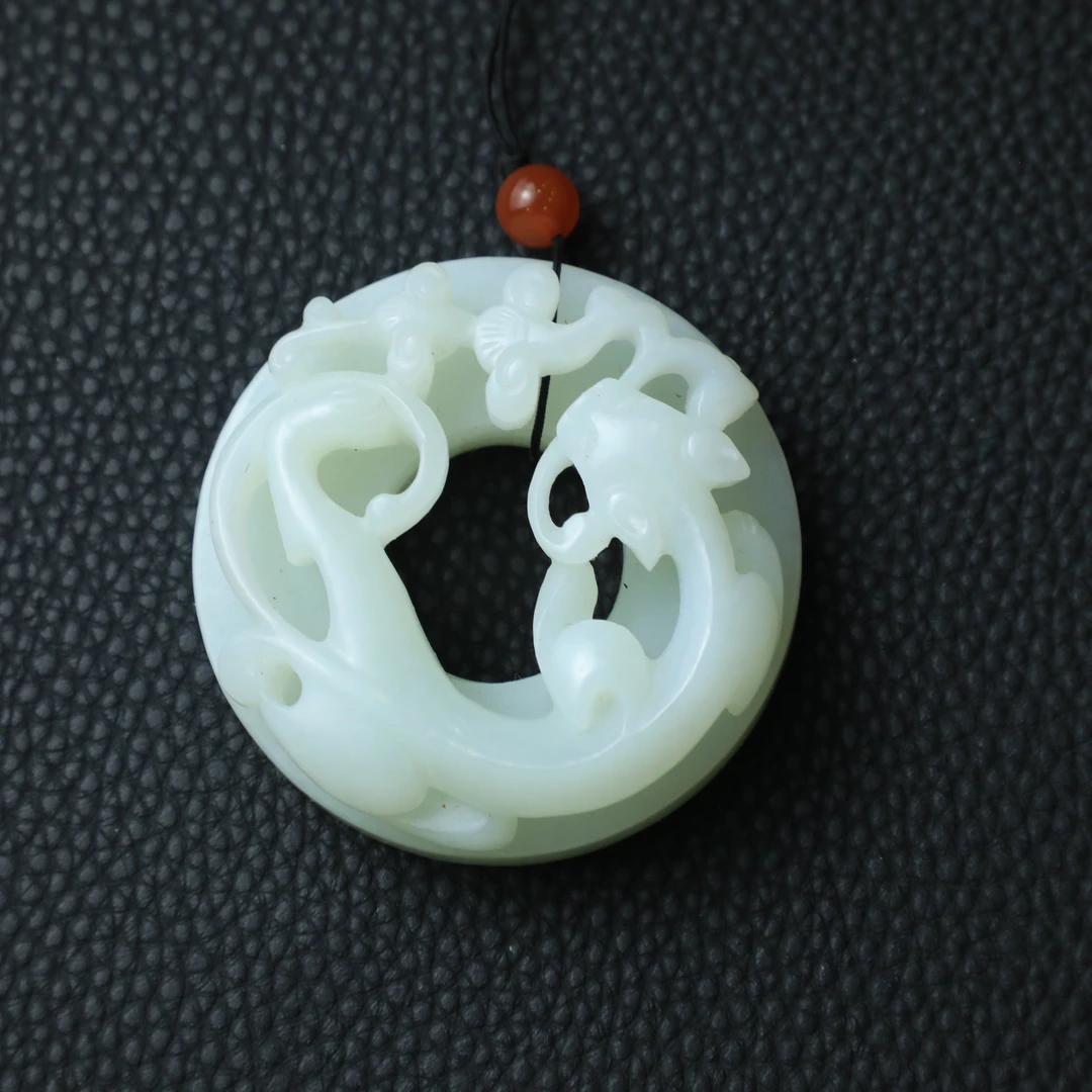 TCWWA06592清晚和田白玉螭龙纹璧