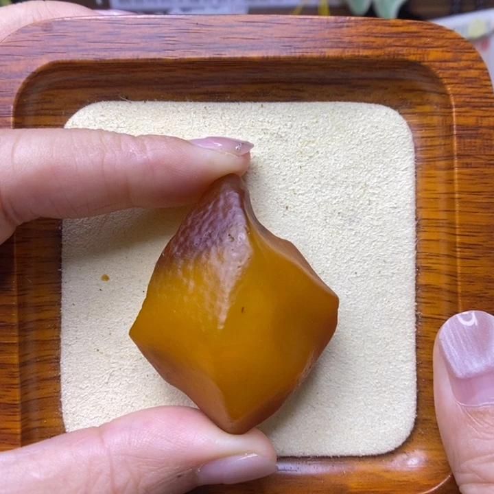 未镶嵌定制琥珀敏