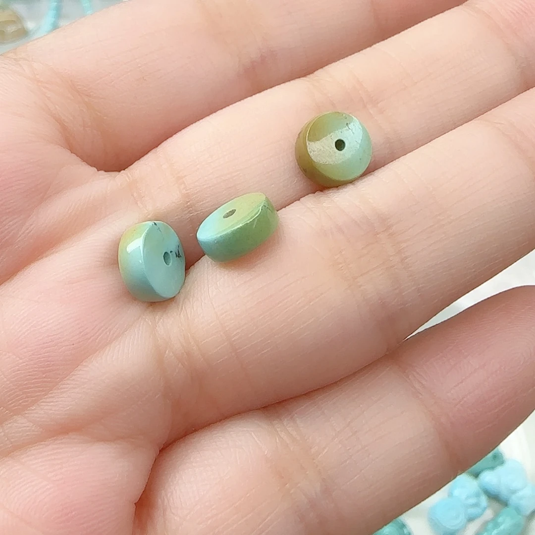 微****绿松石未镶嵌配饰