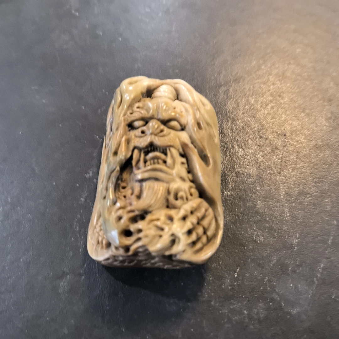 猛犸约78.8克雕刻件ZL237