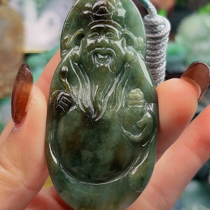 翡翠未镶嵌颈饰挂件