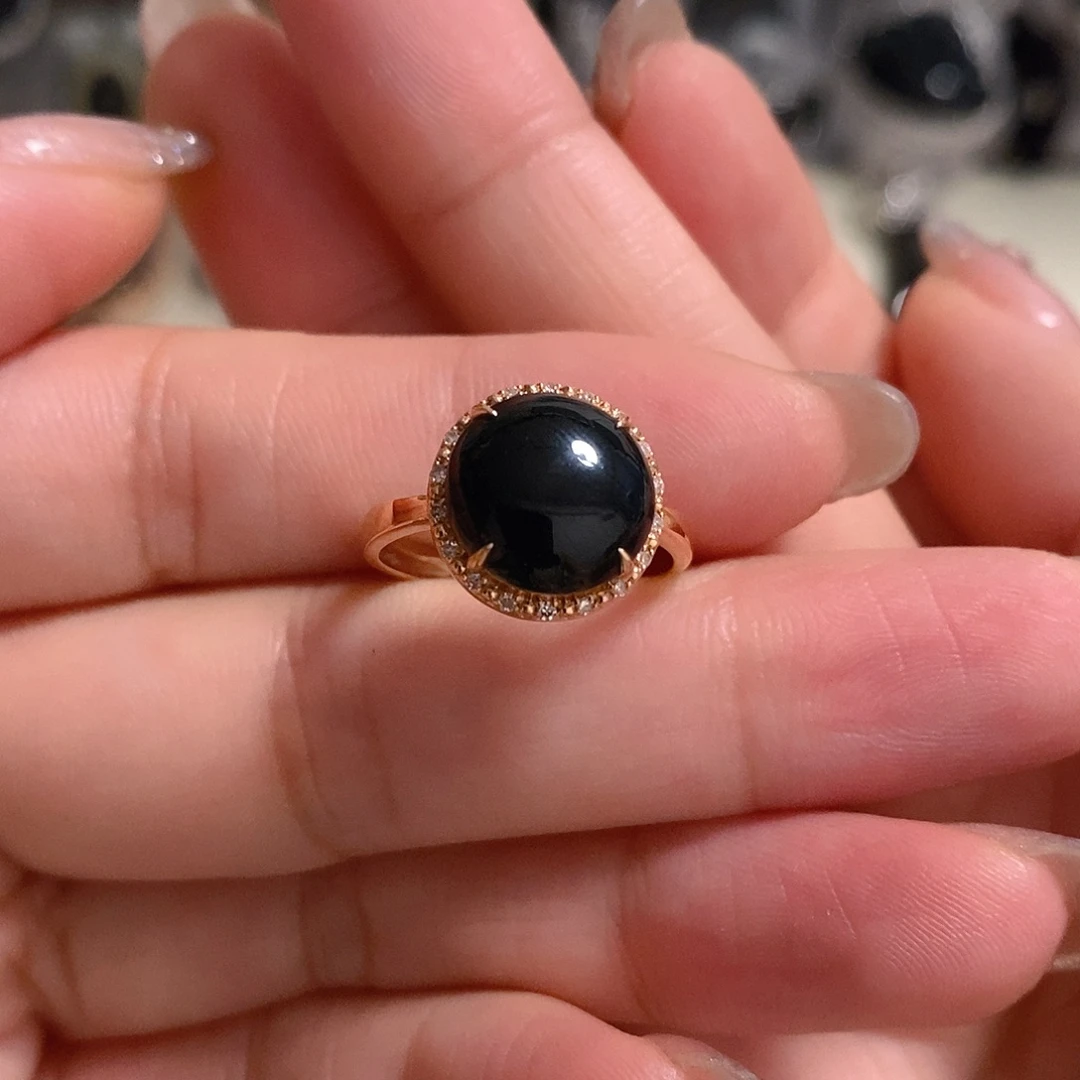 翡翠18K金镶嵌戒指