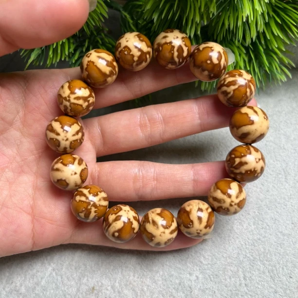 招财紫金鼠三花熊猫正圆熊猫精挑佛珠念珠文玩手串