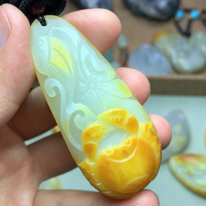 【闪购商品】颈饰未镶嵌和田玉
