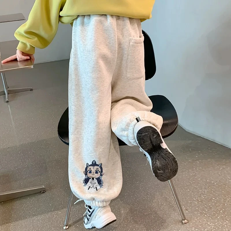 刺绣哪吒儿童卫裤春秋款女孩男孩同款休闲女童儿童裤子春秋款