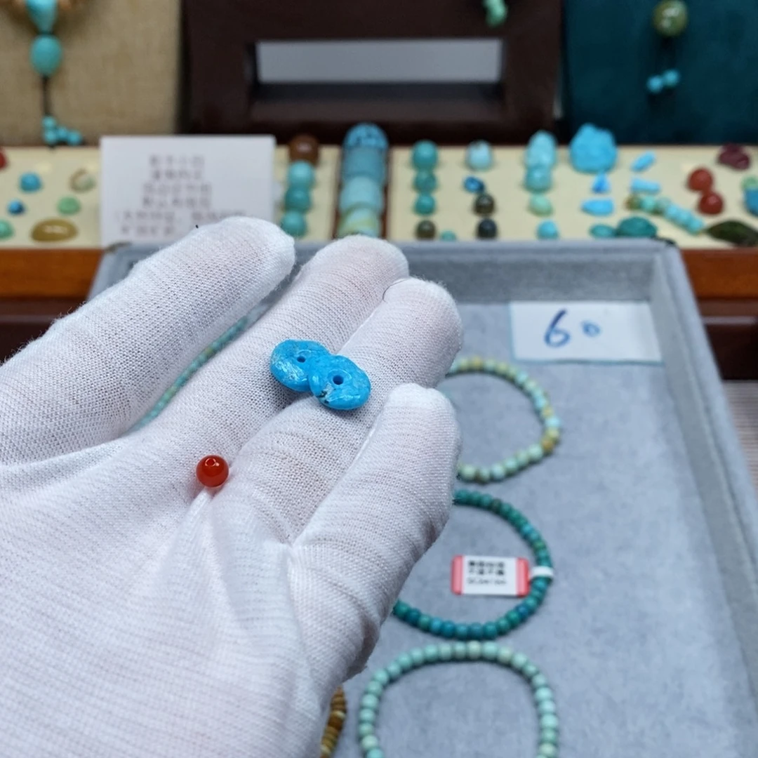 未镶嵌配饰南红玛瑙