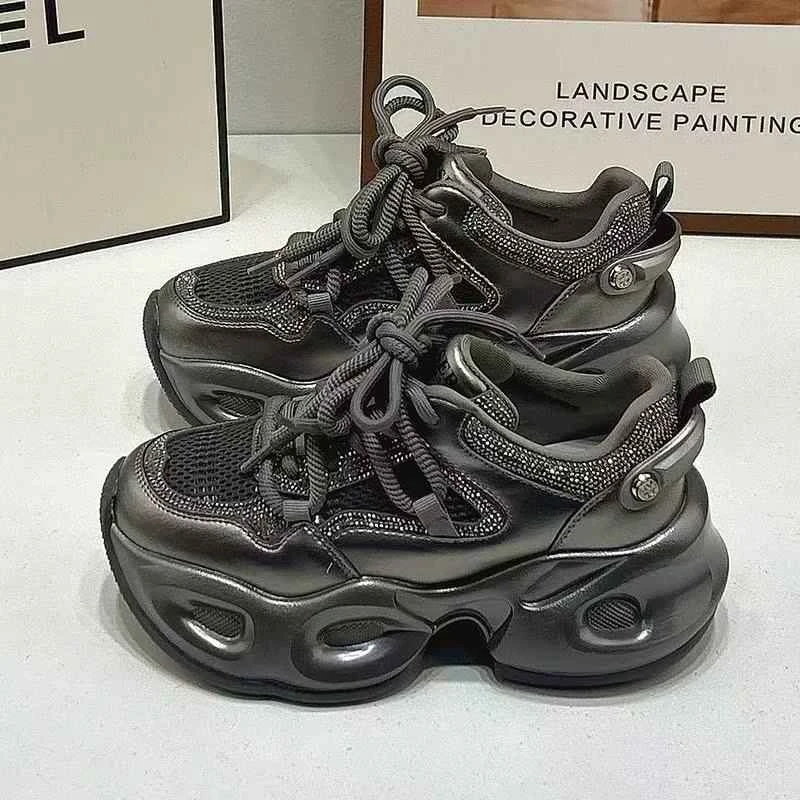 618-18春款老爹鞋女闪钻时尚网红炸街款复古百搭增高系带休闲鞋