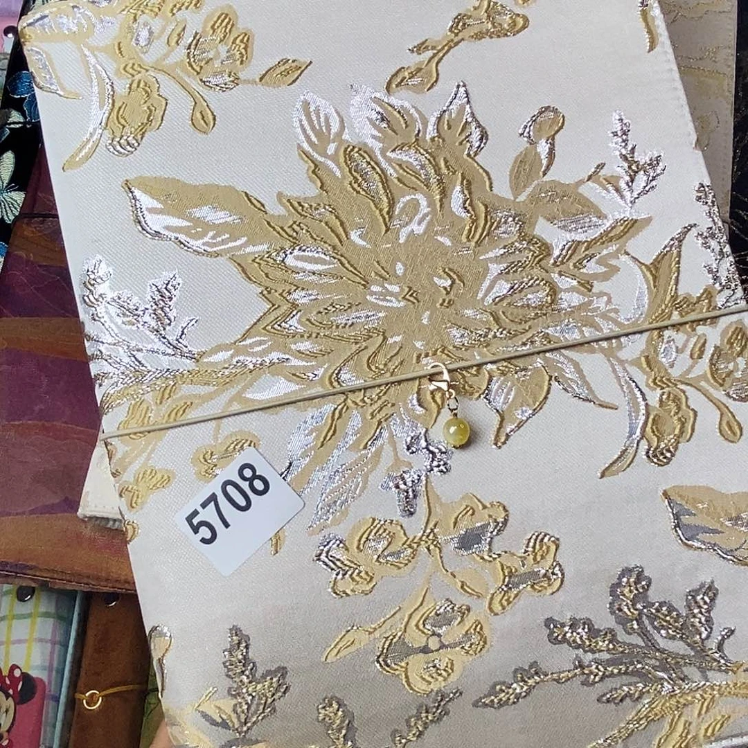 织绣A4活页带卡册5708