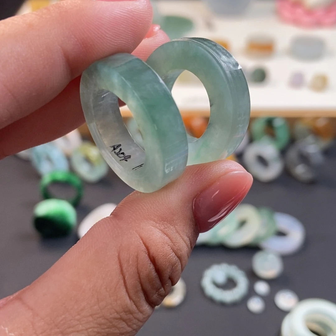 青***走未镶嵌翡翠定制翡翠