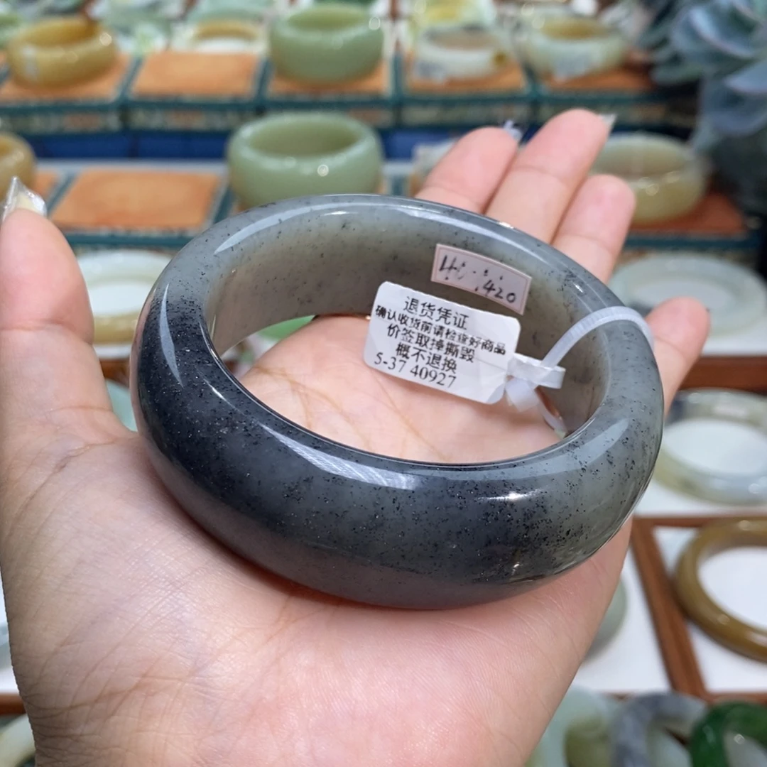 和田玉未镶嵌手镯和田玉籽青花6061