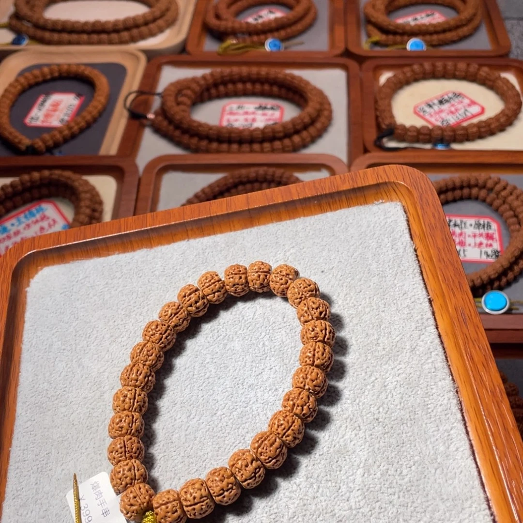 金刚菩提吊坠爆肉手串12