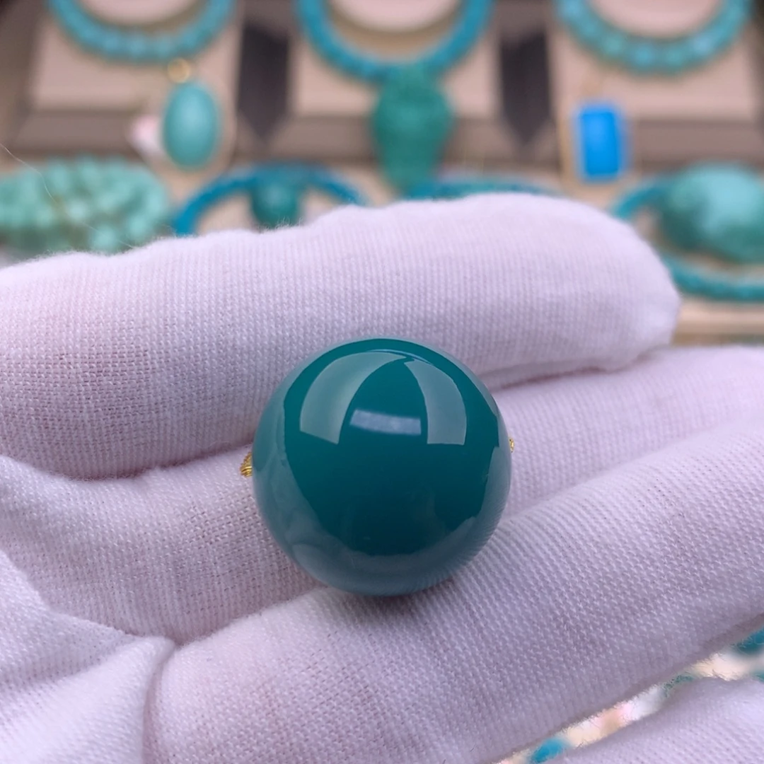 绿松石未镶嵌珠宝奇石19.7