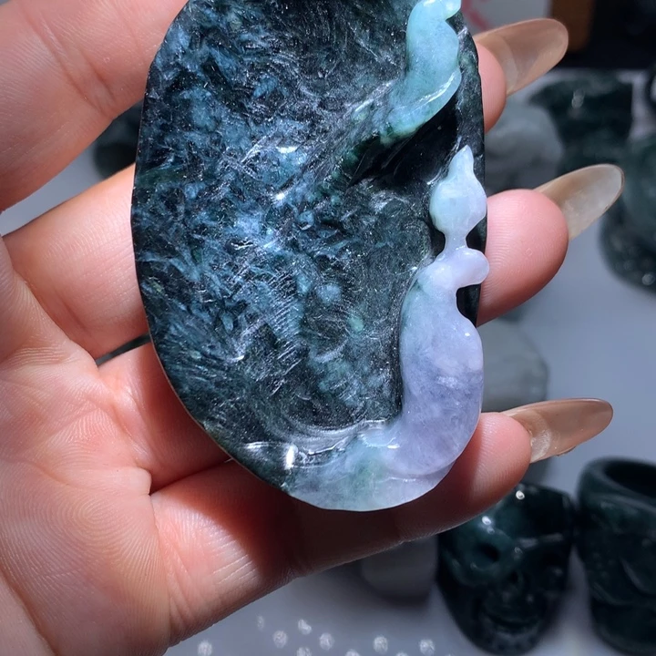 翡翠未镶嵌颈饰保真天然A货翡翠