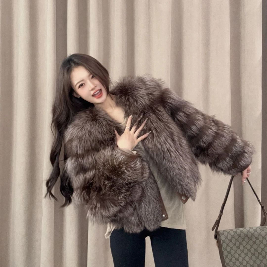【K.E Studio】“冰美式”芬兰进口显瘦高级银狐狐狸毛时尚外套 2203