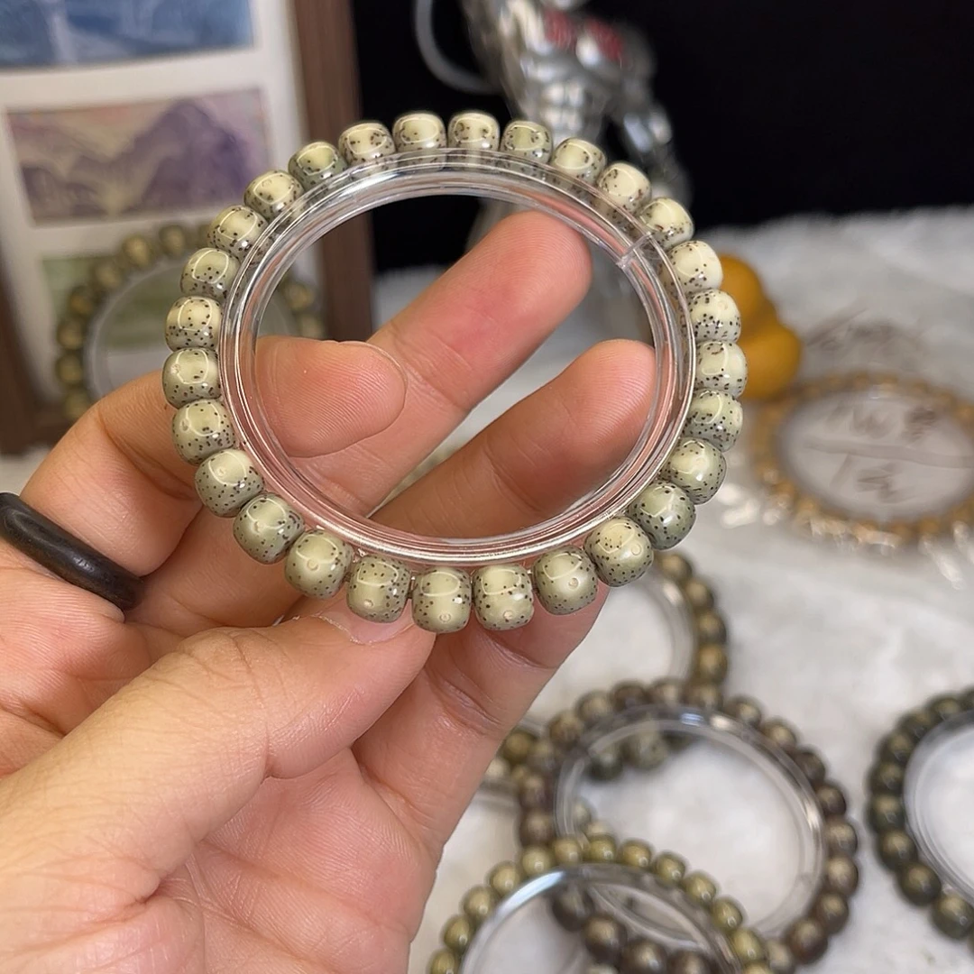 星月菩提手串825号.  星月菩提. 一物一图.