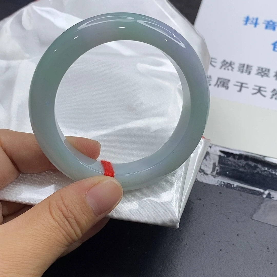 翡翠未镶嵌手镯翡翠