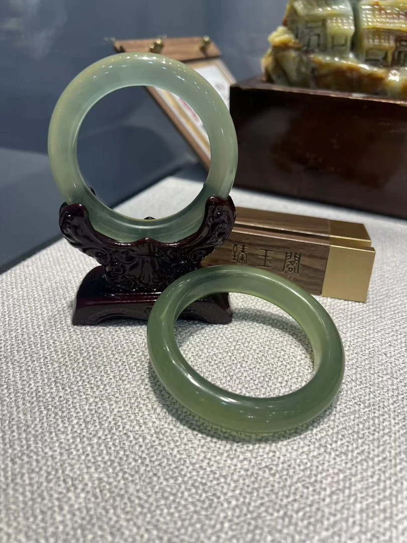 {抖音优质店铺}180天青冻手镯多样发一