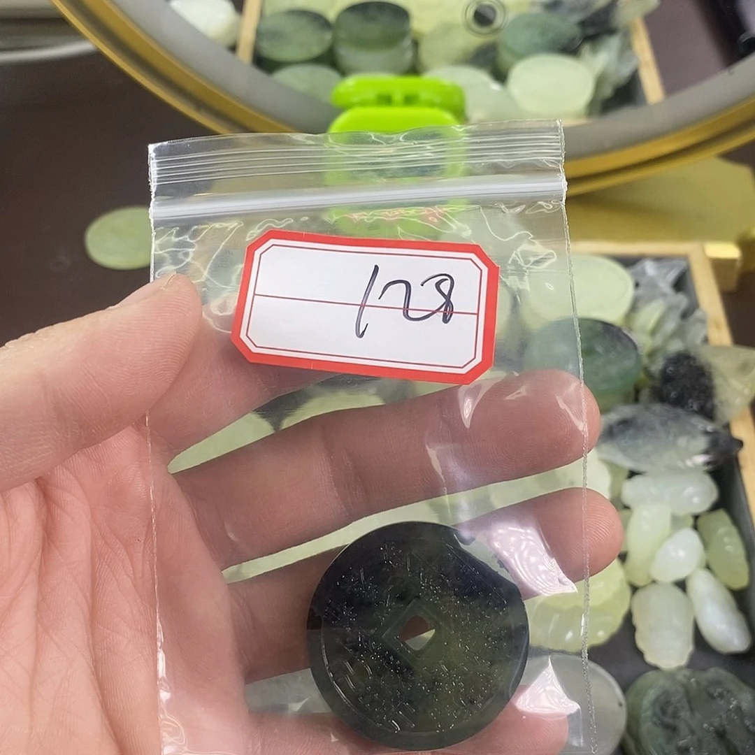 蛇纹石玉颈饰未镶嵌洛*128