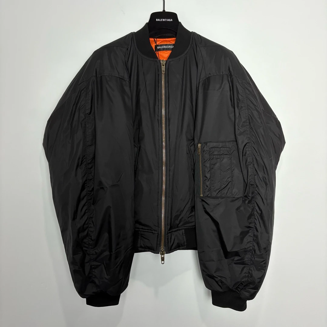 未使用 Balenciaga/巴黎世家 （vd）水台季秀款类固醇垫肩夹克 0350