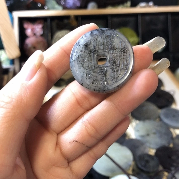 岫玉未镶嵌岫玉挂件