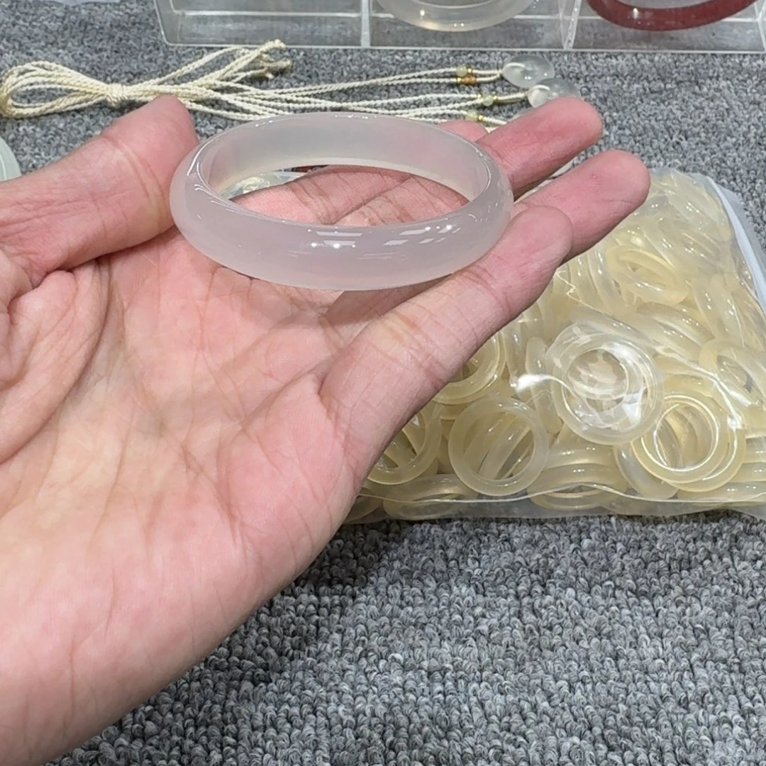 千***寻玛瑙/玉髓未镶嵌手镯28